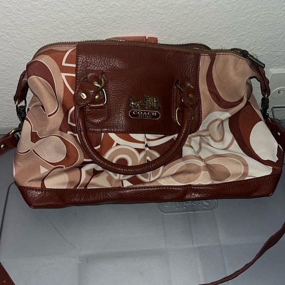 Vintage coach bag in great condition - Picture 4 of 4